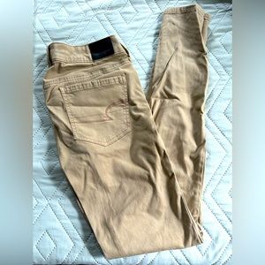 American Eagle Super Super Stretch Size 6